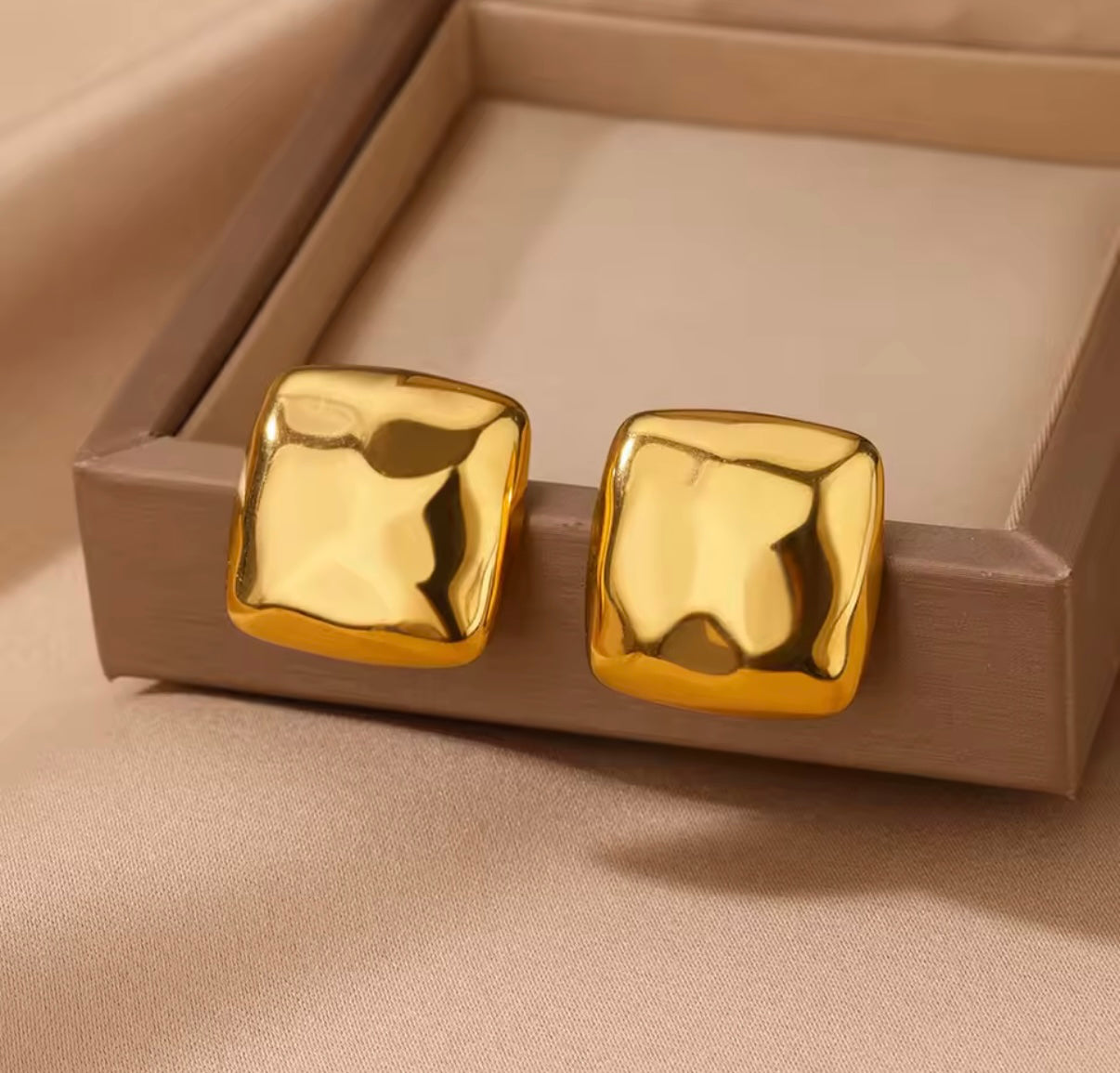 Moon earrings