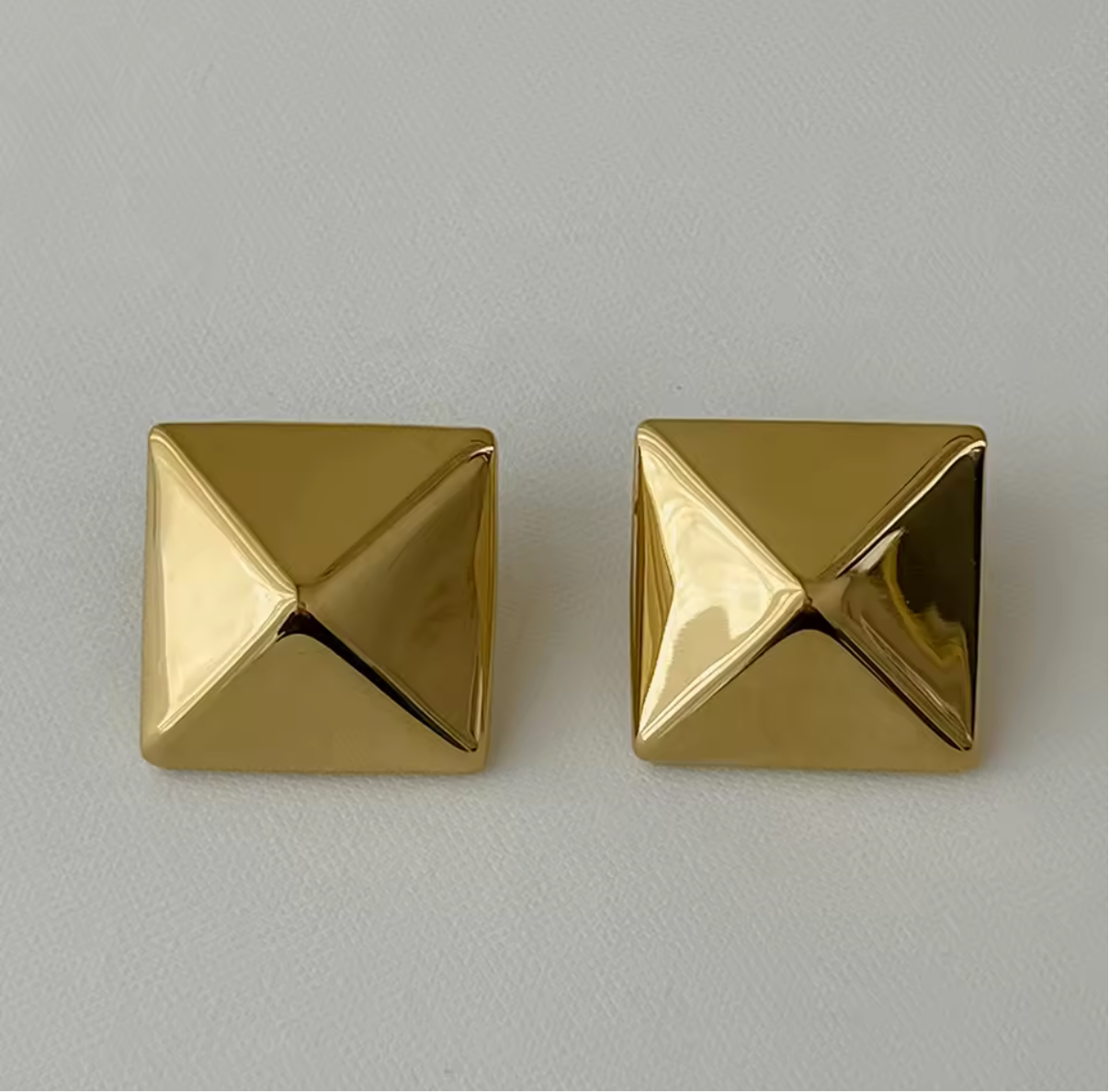 Cloe earrings